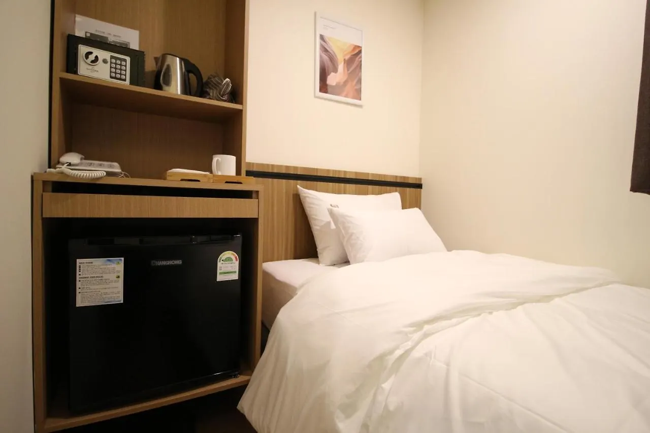 Hotel Mordern Seoul 2*,