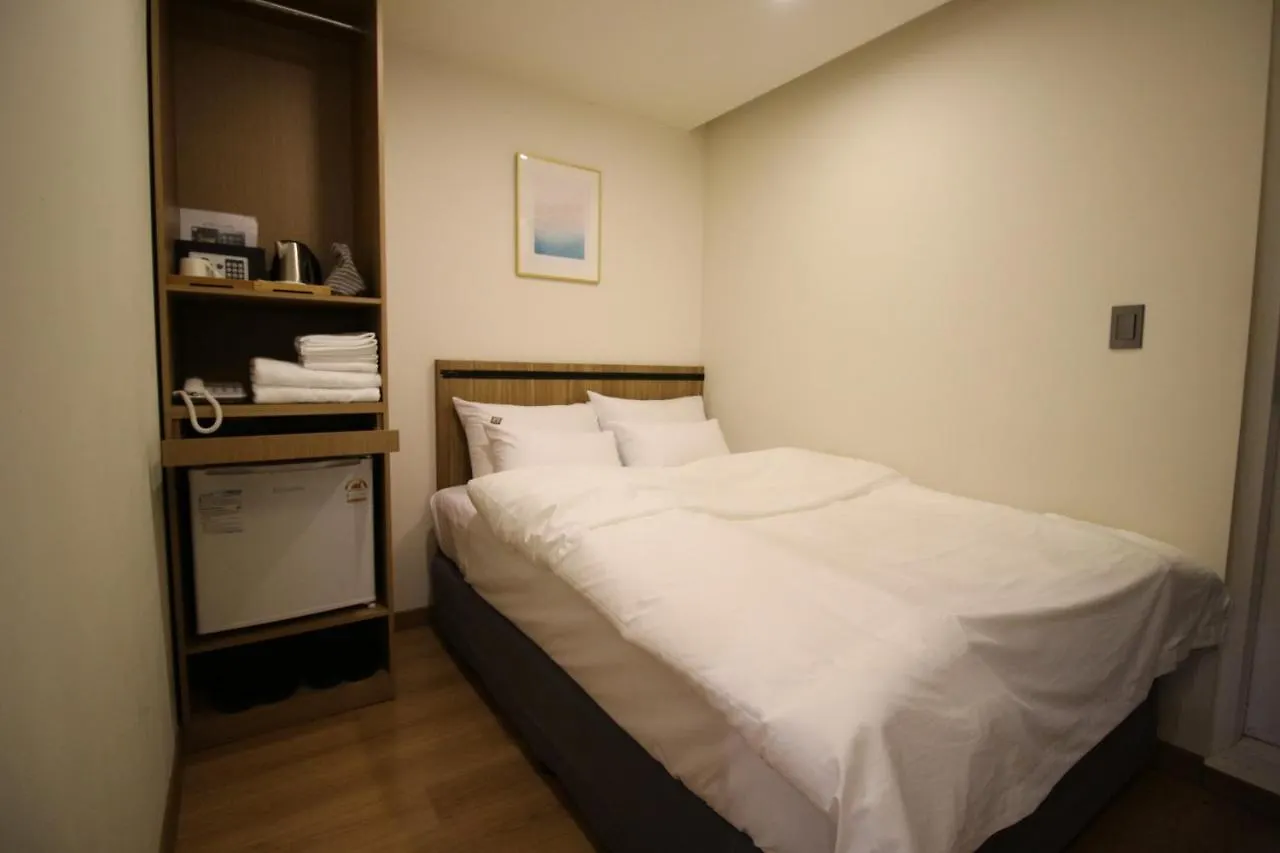 **  Hotel Mordern Seoul South Korea