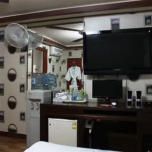 2* Hotel Picasso Jongno